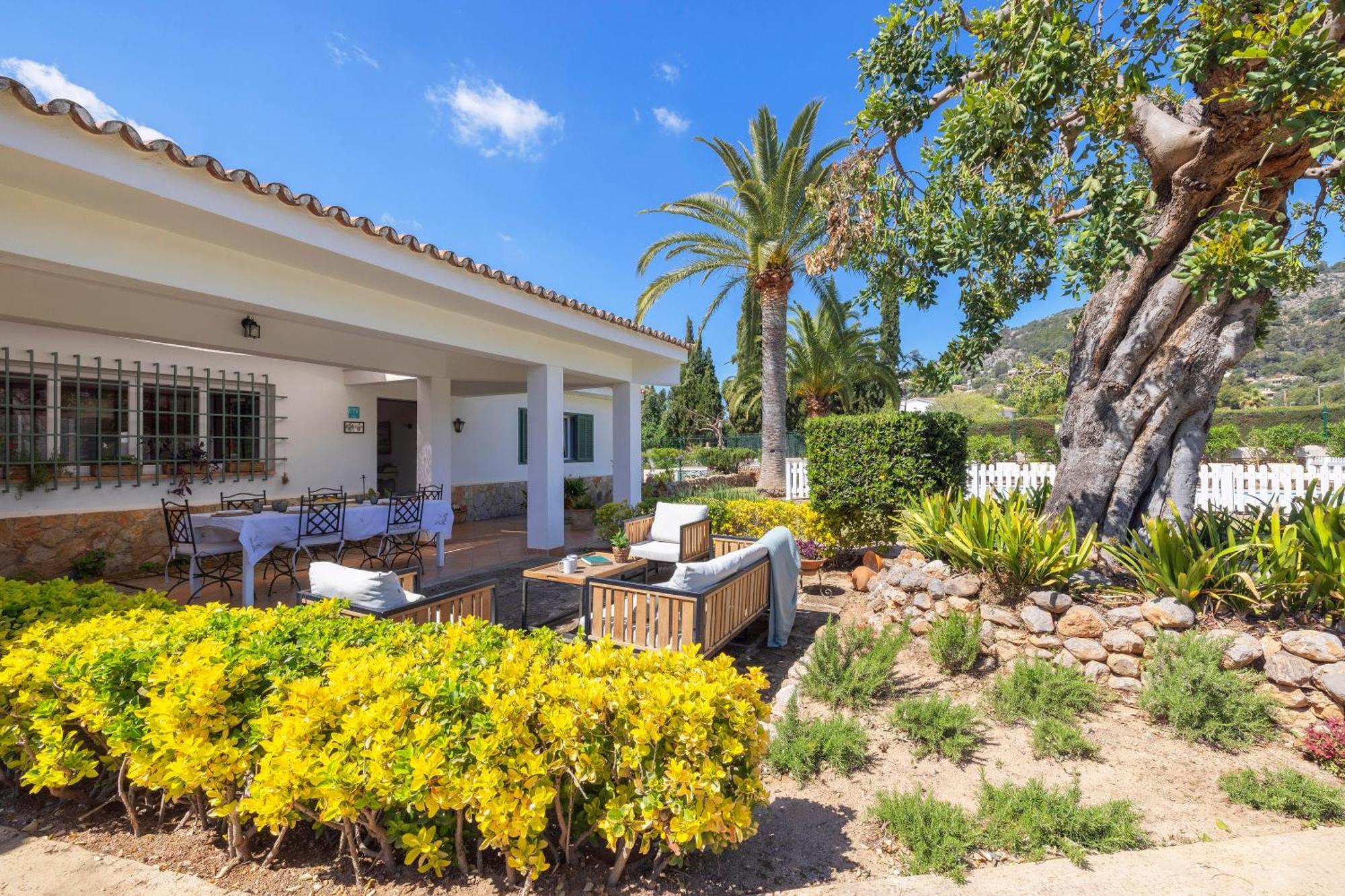 Plamanyola Ideal House For Two Families With Pool And Barbecue מראה חיצוני תמונה