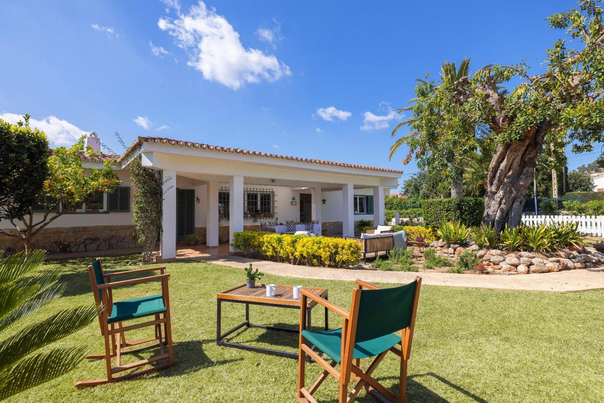 Plamanyola Ideal House For Two Families With Pool And Barbecue מראה חיצוני תמונה