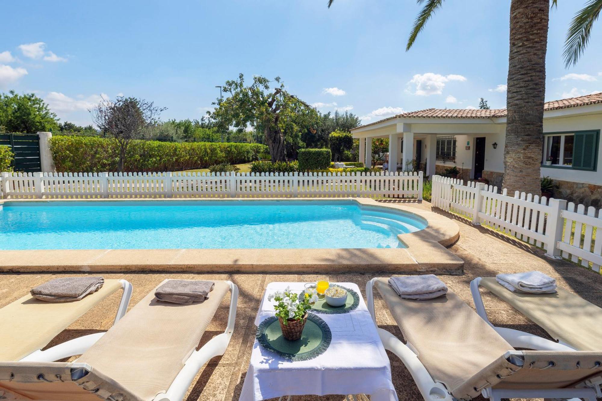 Plamanyola Ideal House For Two Families With Pool And Barbecue מראה חיצוני תמונה